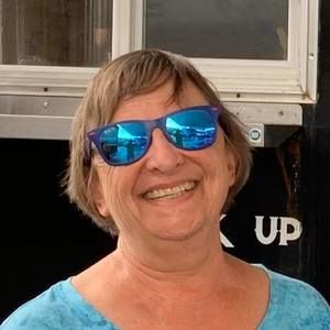 Meet your Posher, Jeanne